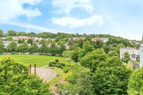 2 bedroom apartment to rent, Watch House Place, Bristol, BS20