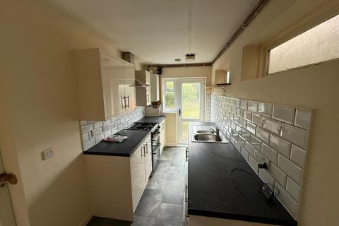 2 bedroom terraced house to rent, Swansea SA2