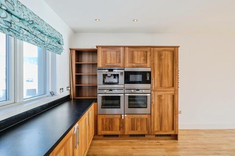 undefined, Swansea SA1