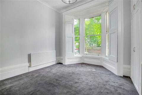 2 bedroom flat to rent, Alfred Road, London W3