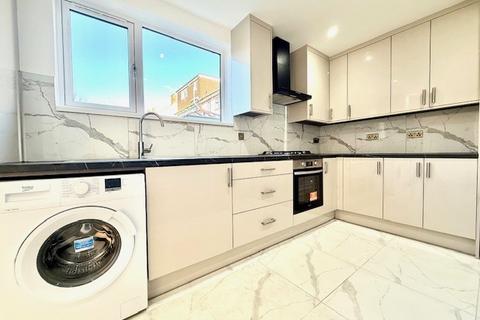 undefined, Arrowsmith Road, CHIGWELL, IG7