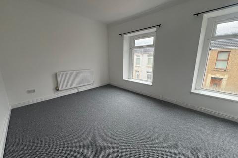 undefined, Swansea SA4
