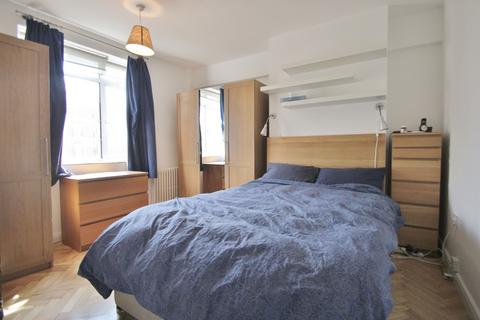 1 bedroom flat to rent, Latymer Court, Hammersmith Road, Hammersmith, W6