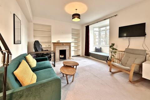 1 bedroom flat to rent, Latymer Court, Hammersmith Road, Hammersmith, W6