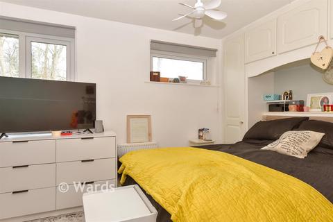3 bedroom terraced house for sale, Highview, Meopham DA13