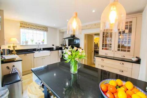 undefined, Silver Street, ST. NEOTS, PE19