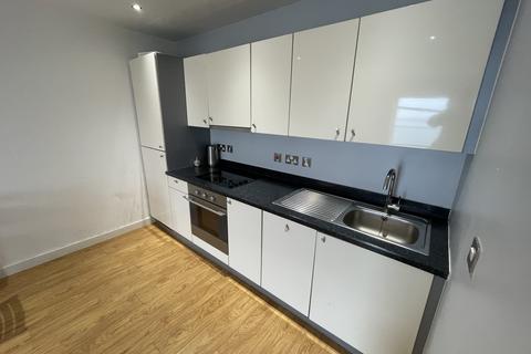 2 bedroom apartment to rent, Princes Parade, Liverpool, L3