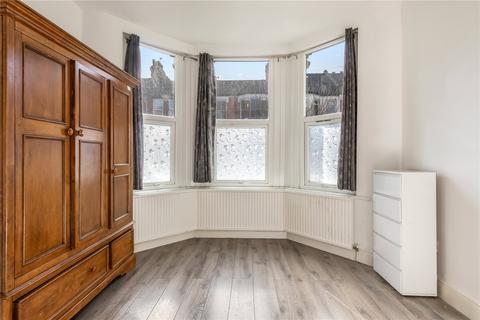 1 bedroom property for sale, Lyndhurst Road, London, N22
