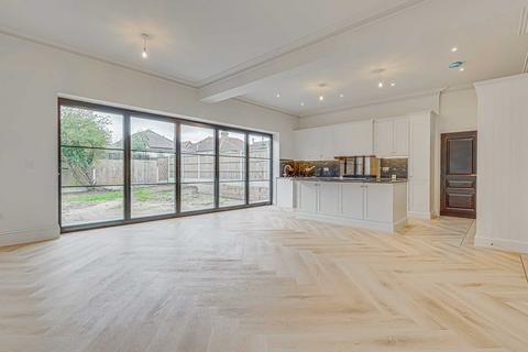 undefined, Woodfield Park Drive, Leigh-on-sea, SS9
