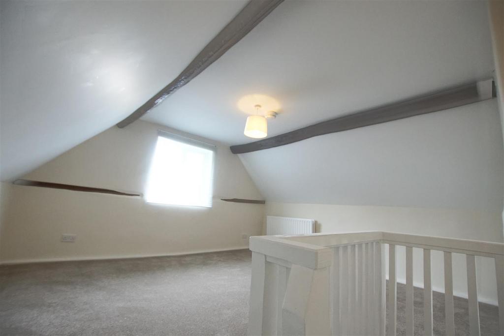 Bedroom 2 (top floor)