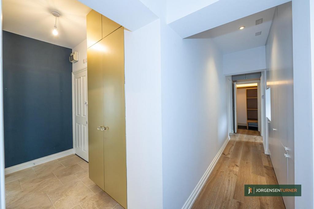 Hallway Photo Two .jpg
