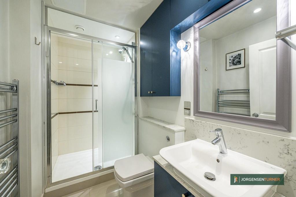 Shower Room .jpg