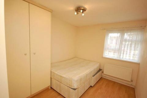 2 bedroom apartment to rent, Chilvins Court, 172 Nether Street, London, N3