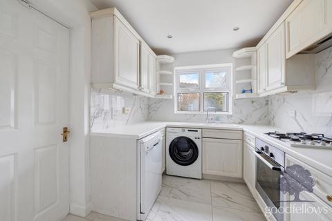 undefined, Hadleigh Drive, Sutton SM2