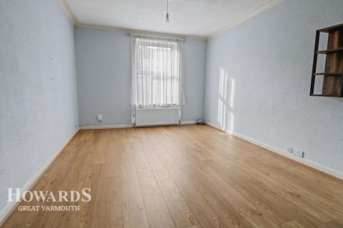 3 bedroom terraced house for sale, Arundel Road, Great Yarmouth
