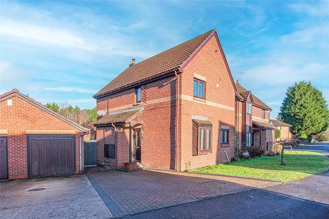 3 bedroom detached house for sale, Merryman Drive, Berkshire RG45