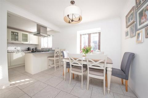 3 bedroom detached house for sale, Merryman Drive, Berkshire RG45
