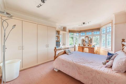 4 bedroom semi-detached house for sale, Headstone Lane, North Harrow, Harrow, HA2
