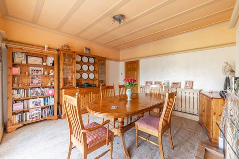 4 bedroom semi-detached house for sale, Headstone Lane, North Harrow, Harrow, HA2