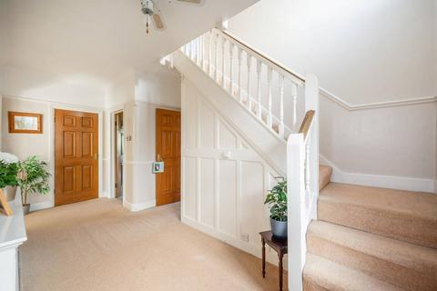 4 bedroom semi-detached house for sale, Headstone Lane, North Harrow, Harrow, HA2