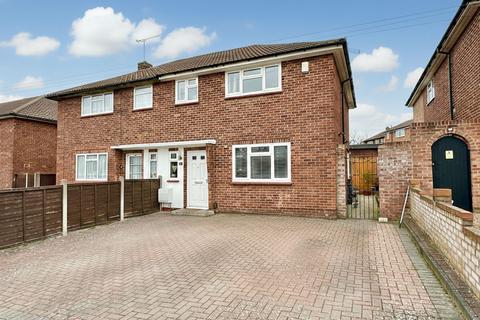 Cardinal Avenue, Borehamwood, WD6