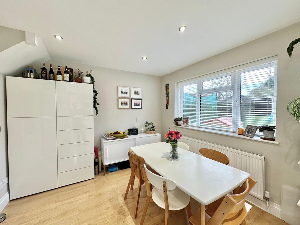 Kitchen/Dining