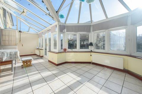 4 bedroom detached house for sale, Balmoral Avenue, New Southgate, London, N11
