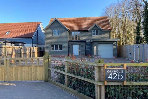 4 bedroom detached house for sale, Harwich Road, Lawford, Manningtree, Essex, CO11