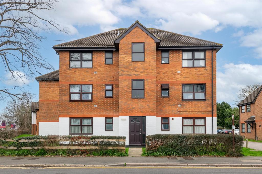 11 Lumley Court externals-8.jpg