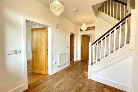 6 bedroom detached house for sale, Kingswear Drive, Broughton, Milton Keynes, MK10