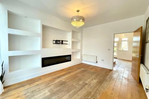 6 bedroom detached house for sale, Kingswear Drive, Broughton, Milton Keynes, MK10