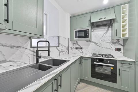Dog Kennel Hill Estate, East Dulwich, London, SE22