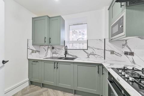 2 bedroom flat for sale, Dog Kennel Hill Estate, East Dulwich, London, SE22