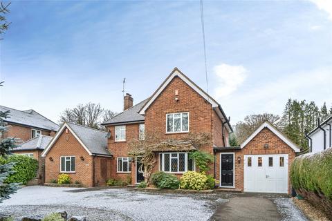 4 bedroom detached house for sale, Knowle Grove, Surrey GU25
