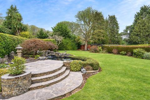 4 bedroom detached house for sale, Knowle Grove, Surrey GU25