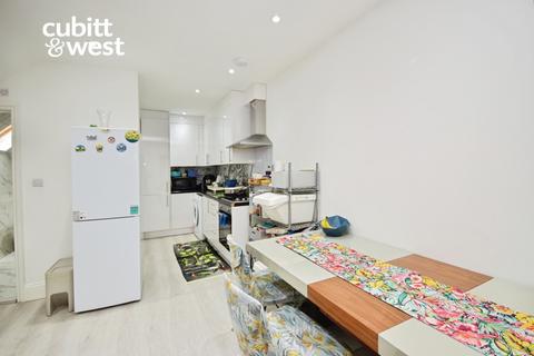 undefined, Carshalton Road Sutton SM1