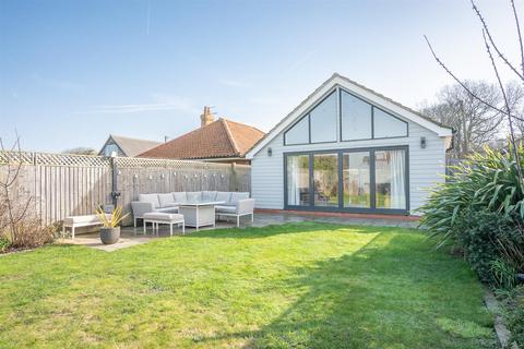 3 bedroom detached bungalow for sale, Pauls Lane, Cromer