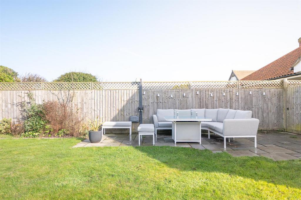 25 Pauls Lane,Overstrand-11.jpg