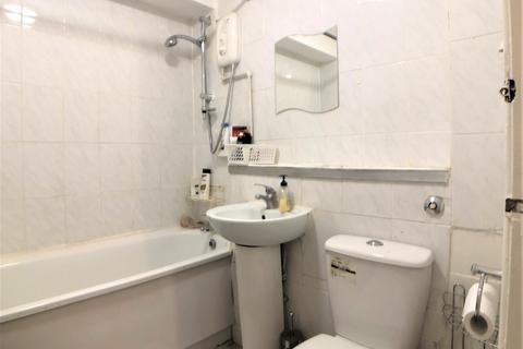 1 bedroom apartment to rent, Harper Road, London, E6
