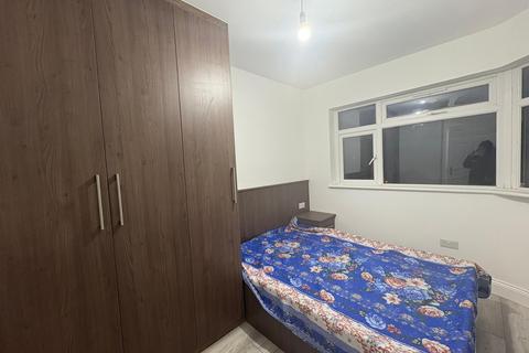 undefined, Marvell Avenue, Hayes UB4