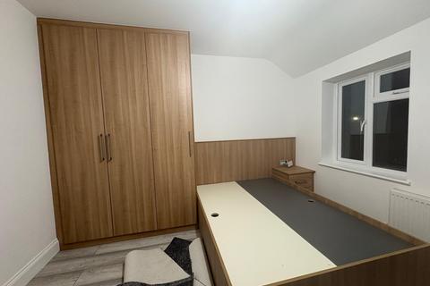 undefined, Marvell Avenue, Hayes UB4