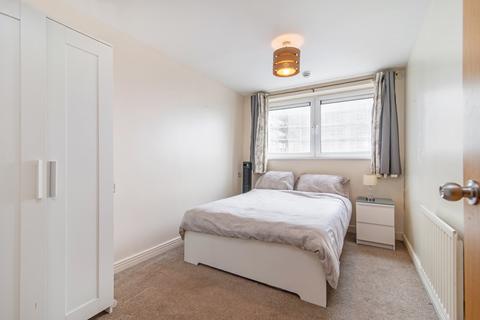 2 bedroom apartment to rent, Erebus Drive, Woolwich, London, SE28