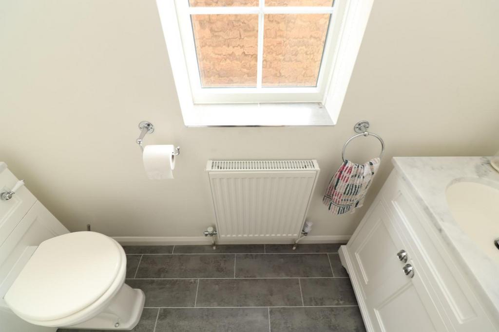 Ground Floor Cloakroom/WC