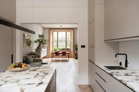 1 bedroom flat for sale, Leinster Square, London, W2