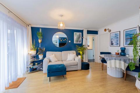 2 bedroom ground floor maisonette for sale, Maidenhead Road, Windsor SL4