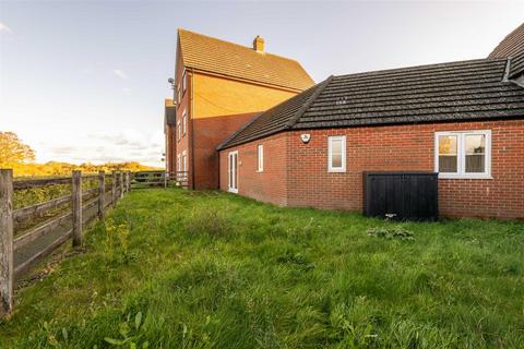 undefined, Woodgreen Close, Desborough