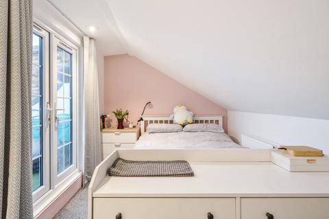 2 bedroom flat for sale, Santley Street, Brixton, London, SW4