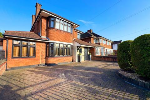 5 bedroom detached house for sale, Edgwarebury Lane, Edgware, HA8