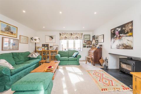 3 bedroom detached bungalow for sale, 4 Priory Meadows, Hadleigh