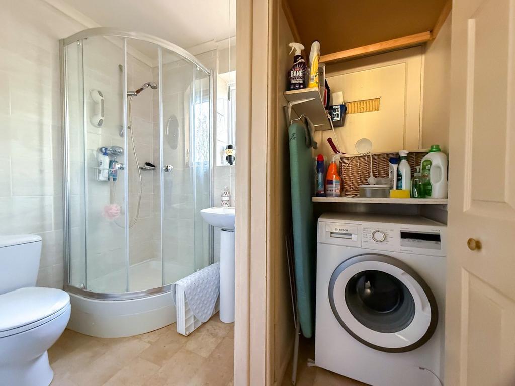 Utility / Shower Rm